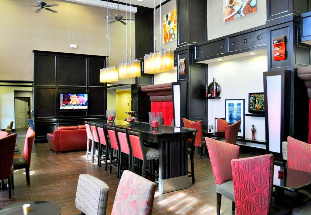 Hampton Inn & Suites Bay City Restoran fotoğraf